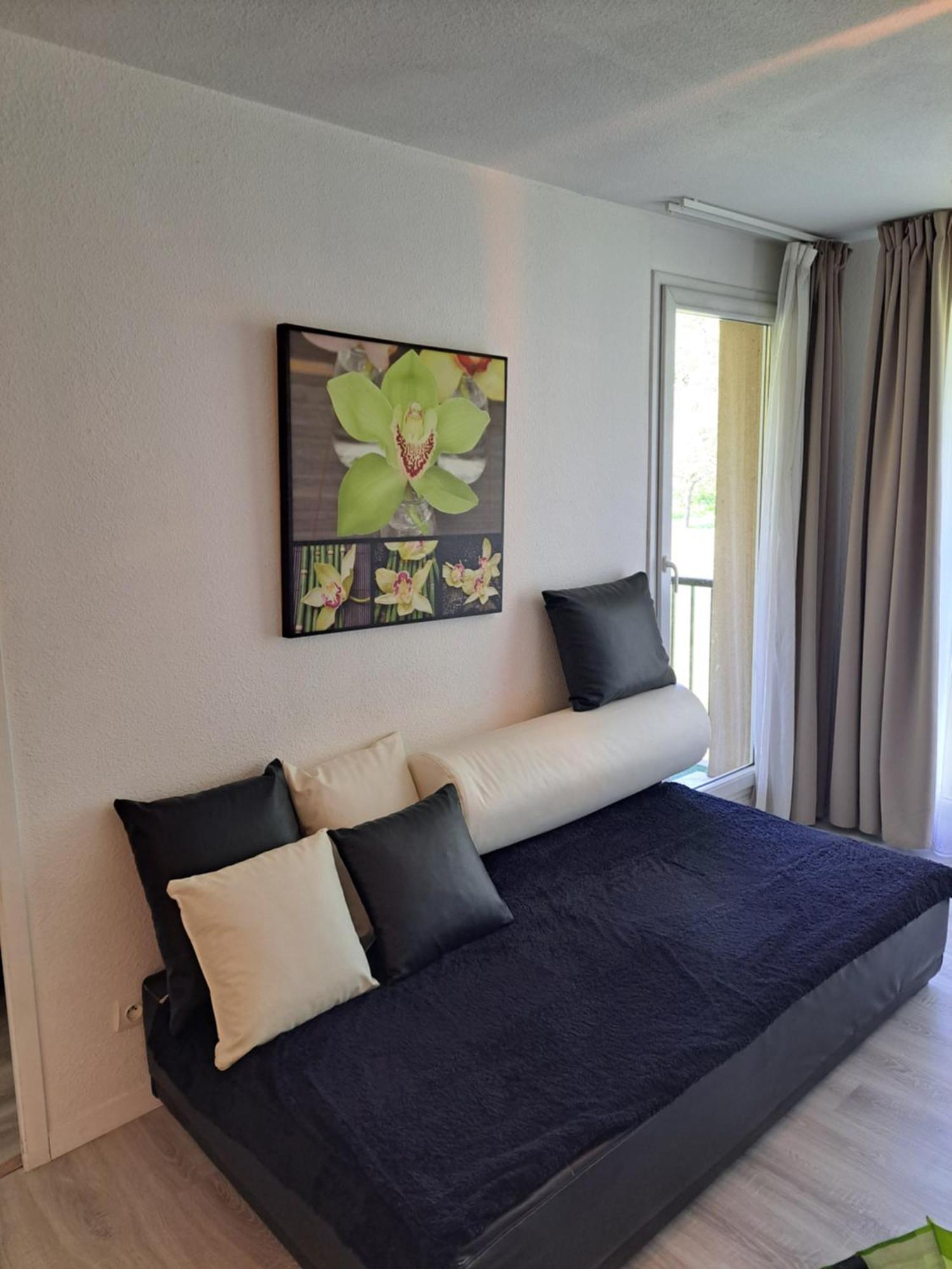 Appartement De 30M2 Dans Residence A Proximite D'Honfleur إكوموفيل المظهر الخارجي الصورة